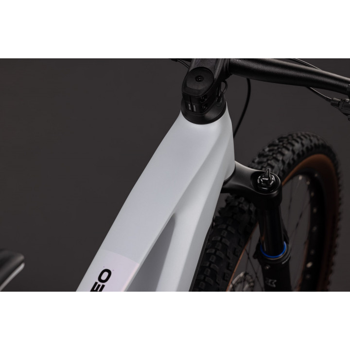 STEREO HYBRID ONE22 PRO 800 2027