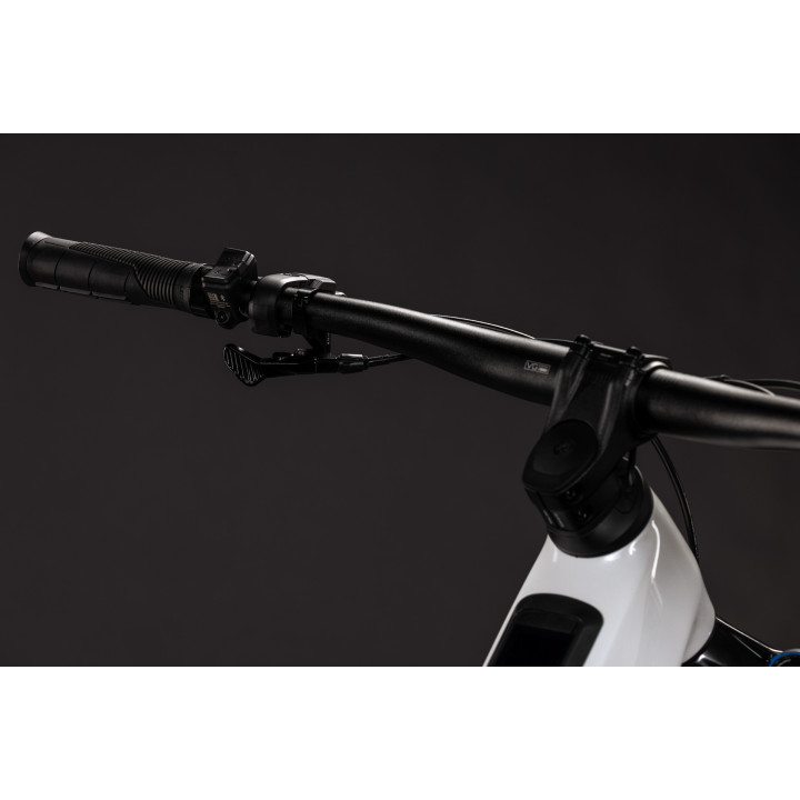 STEREO HYBRID ONE44 HPC PRO 800 (2027)